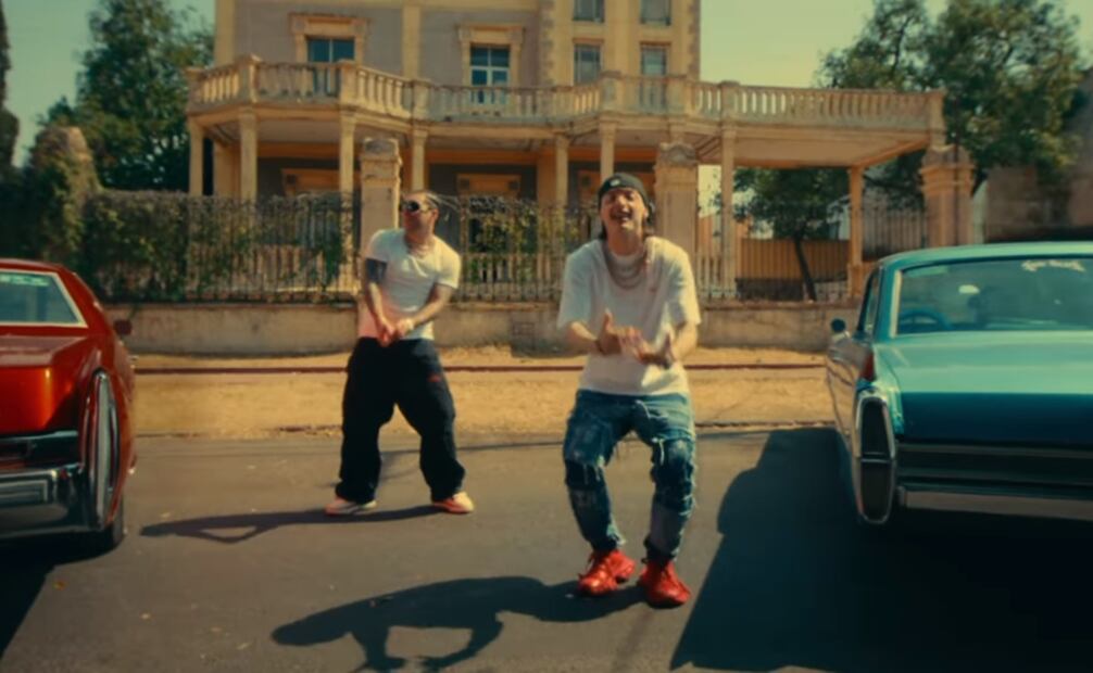 Peso Pluma en "Quema". Foto: Captura de video de YouTube