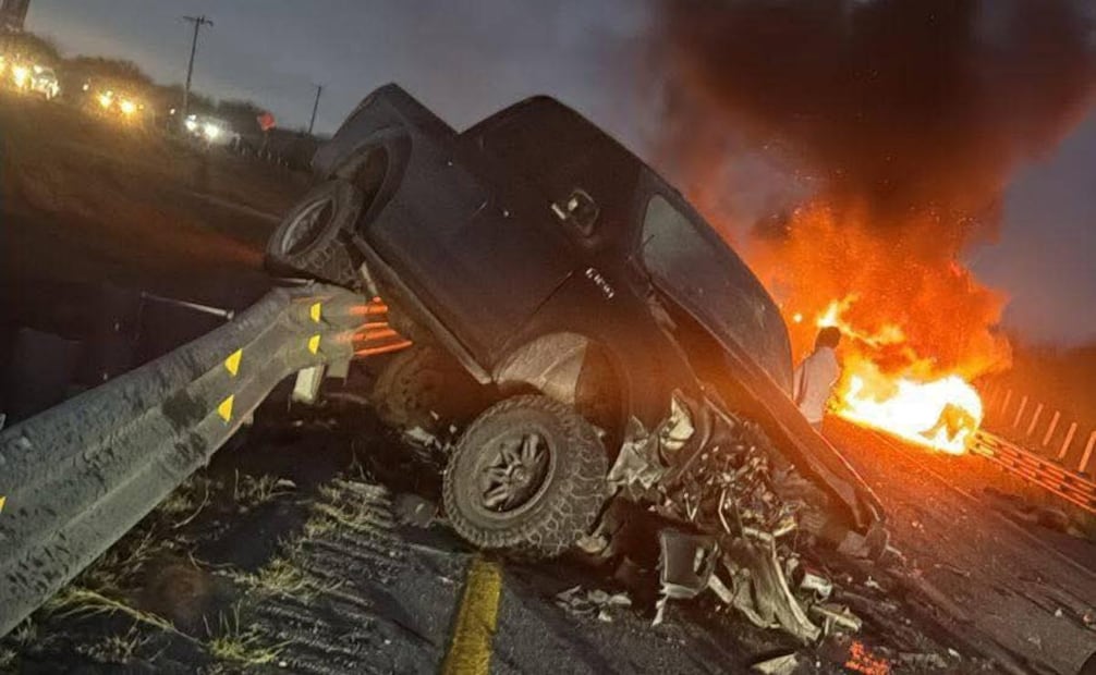 Autos afectados por el choque (11/01/2026). Foto: Especial