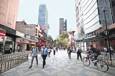 Con obras a medias, presentan nueva Zona Rosa 