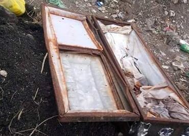 Vecinos denuncian ataúdes abandonados en terreno baldío de Yucatán