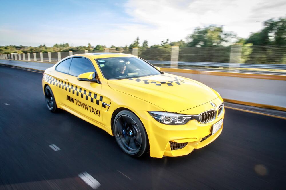 En video: Hombre manejando a casi 300 km/h frena de emergencia para no chocar con un conductor distraído