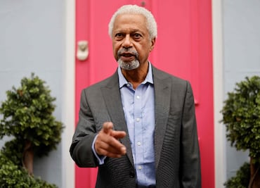 El trato inhumano a los refugiados no ha cambiado en medio siglo: Abdulrazak Gurnah, Nobel de Literatura 2021