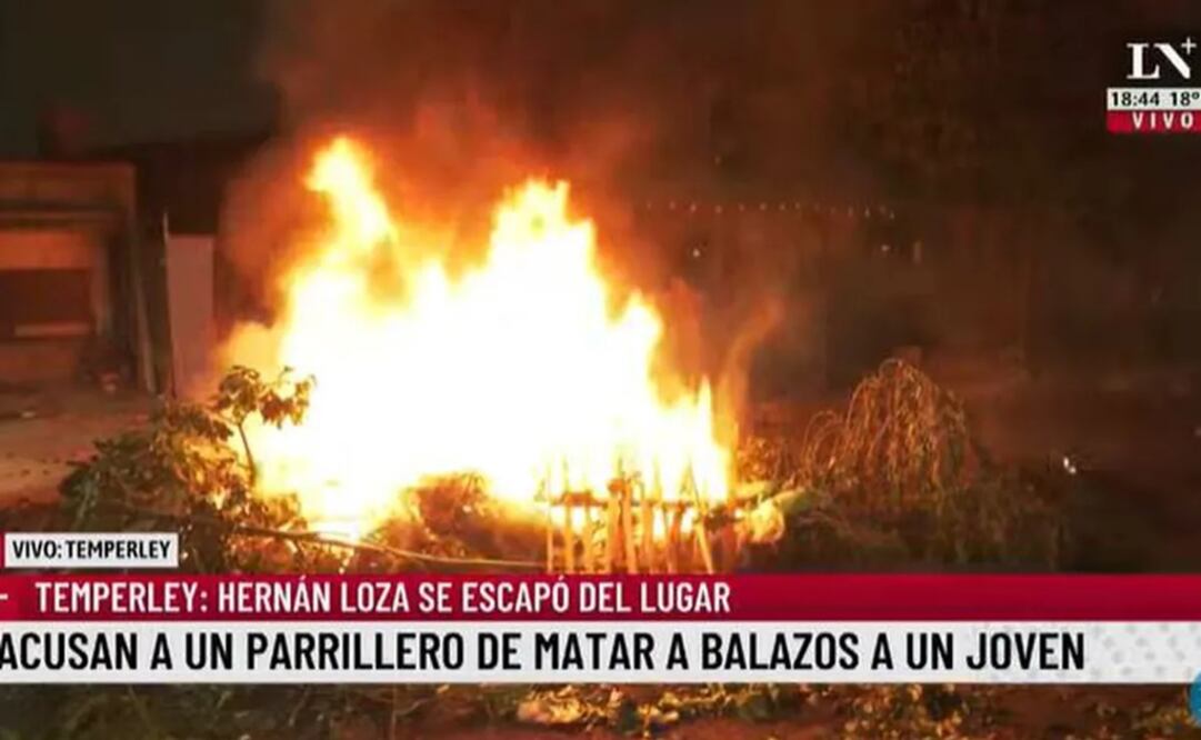 La familia de la víctima marchó hoy para pedir que detengan como autor del crimen a un parrillero de la zona. Foto: Tomada del video