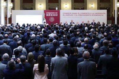 Ante empresarios, AMLO llama a la unidad de todos los sectores para duplicar el crecimiento económico