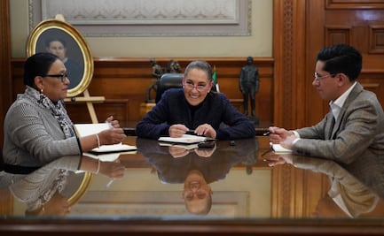 Sheinbaum conversa con el papa León XIV; lo invita a México