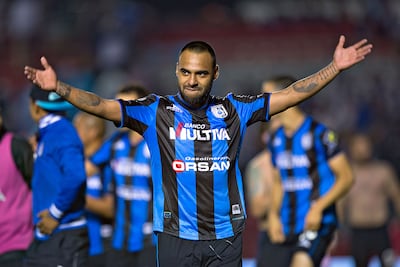 Edgar Pacheco llega al futbol de Azerbaiyán