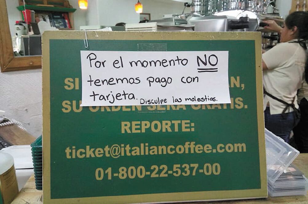 Este sábado una falla de la firma proveedora de servicios al sistema financiero Prosa impidió el pago con tarjeta. Foto/Archivo El Universal