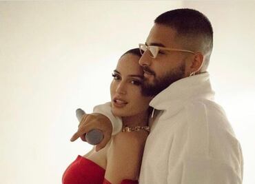 La ex de Maluma confirma el minivestido con escote ideal para el verano