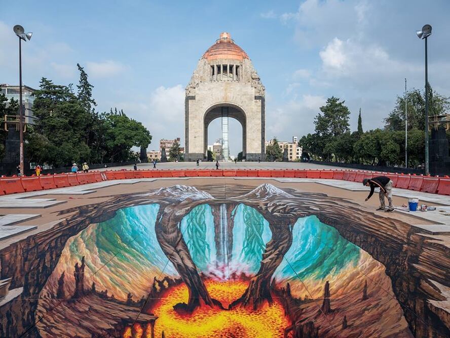 Urban artist Edgar Mueller is famous for his anamorphic murals  – Photo taken from Facebook @Edgar.Mueller.Official