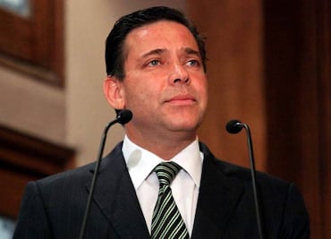 ¿Alista Eugenio Hernández regreso a la política?