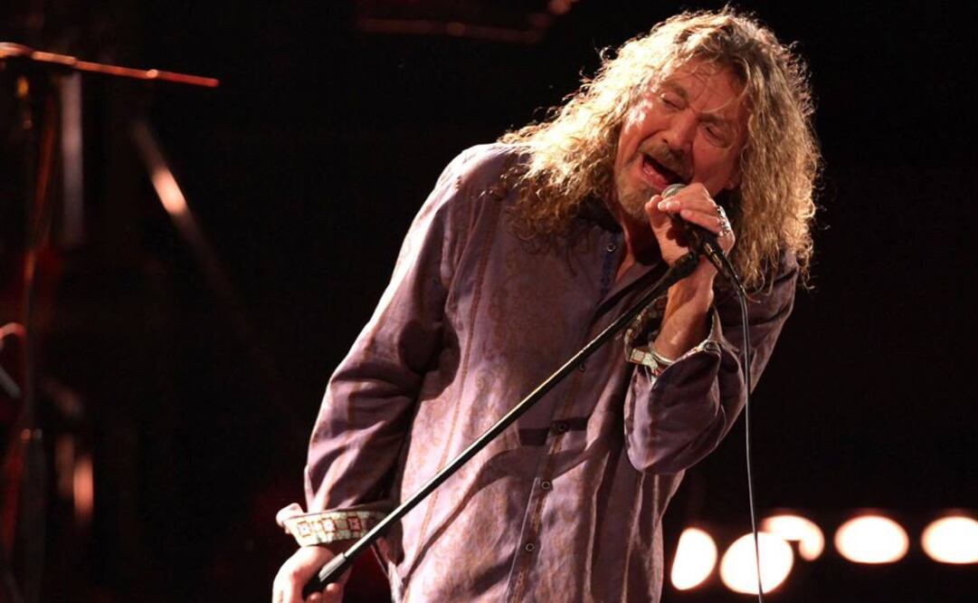 Robert Plant planea sorpresa por el aniversario de Led Zeppelin