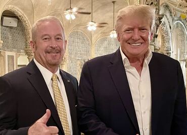 Embajador Ronald Johnson desea un "feliz" y "bendecido" cumpleaños a Donald Trump; reconoce vitalidad y energía del presidente de EU