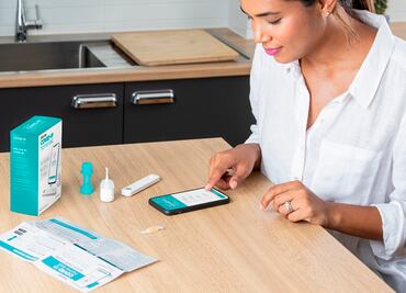 EU autoriza primer autotest rápido para identificar Covid-19 sin prescripción