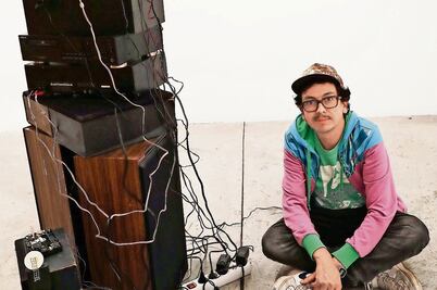 Ícaro Zorbar muestra su arte con aparatos