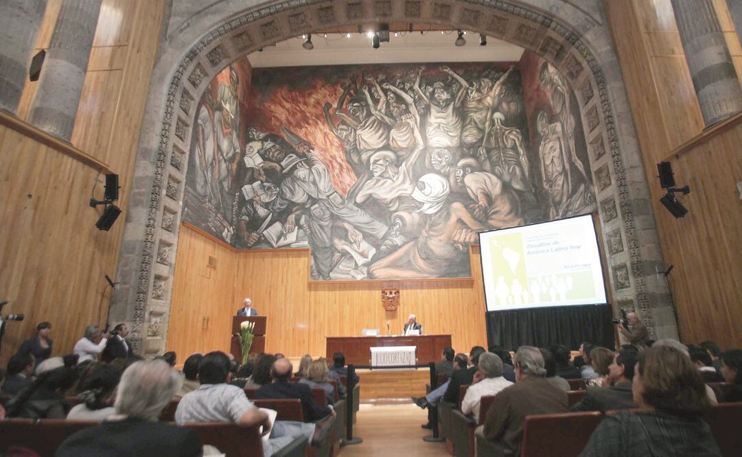 Durante los nueve días de la Feria habrá encuentros y foros con políticos. (ARCHIVO EL UNIVERSAL)