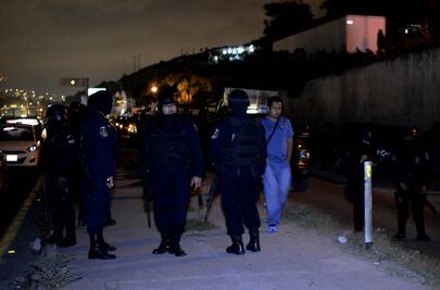 Intercambian policías por comunitarios en Guerrero