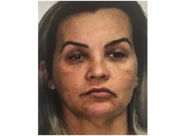 Ponía veneno para pulgas en comida de sus hijastros: sobrevive uno y la otra muere