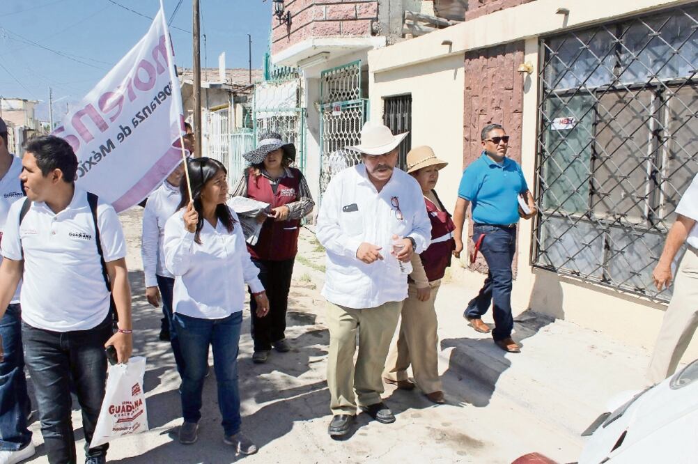 Armando Guadiana, candidato de Morena, dijo que enviará una carta al INE para solicitar a los candidatos las últimas 10 declaraciones fiscales para ver que sus recursos no son producto de lavado de dinero (FRANCISCO RODRÍGUEZ. EL UNIVERSAL)