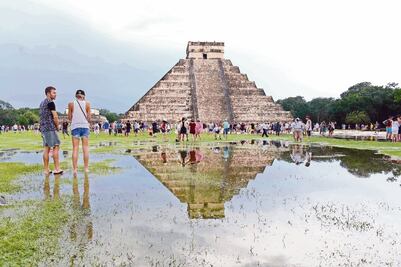 Lluvias impiden fenómeno de luz y sombra en Chichén Itzá