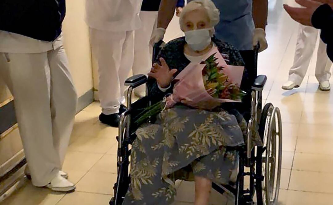 Irene Bindi, una anciana de 101 años, se convirtió en la noticia positiva del día en Argentina (Foto: AFP)