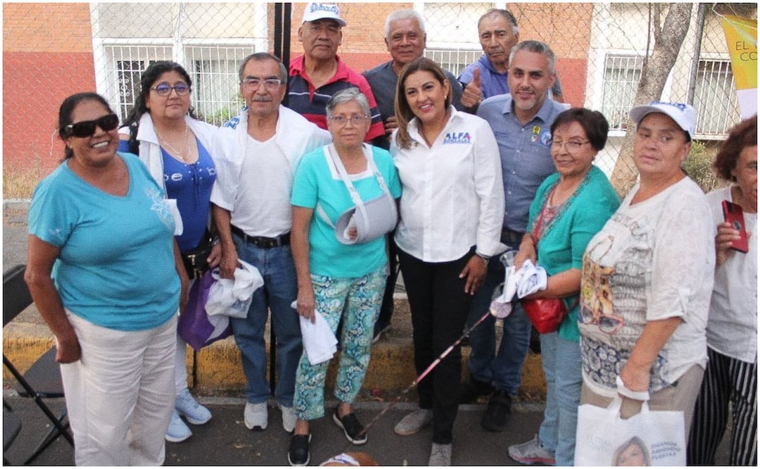 La candidata a la alcaldía Tlalpan, Alfa González, aseguró que en casi tres años de su gestión como alcaldesa benefició a las y los condóminos en 122 unidades de 200 que existen en toda la alcaldía por lo que promete ampliar apoyos a las unidades habitacionales de Tlalpan. Foto: Especial