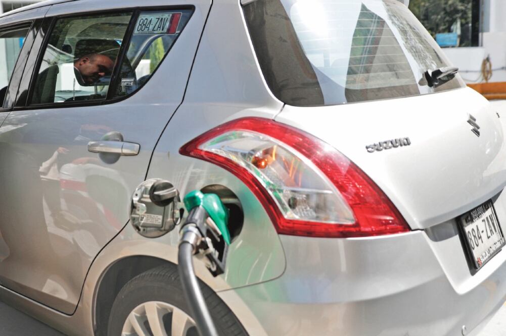 Inconformidad. De acuerdo con Profeco, en 12 estados se registraron quejas contra las gasolinerías; la multa oscila entre 40 mil y 800 mil pesos. Foto: ARCHIVO EL UNIVERSAL