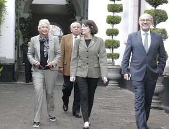 Se reúne Sánchez Cordero con embajador de España