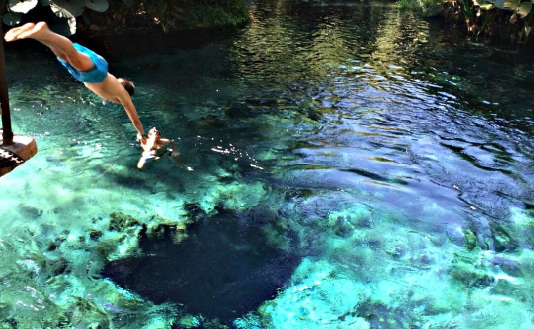 Nada el las aguas cristalinas del río. (Foto: Cortesía Parque Natural Las Estacas)
