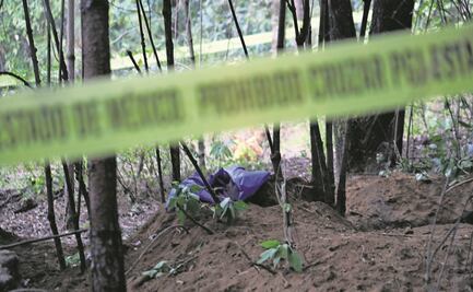 Hallan cinco fosas en Lerma con 25 restos humanos