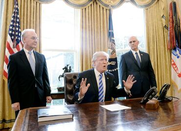 Trump, abierto a intentar con demócratas otra reforma de salud