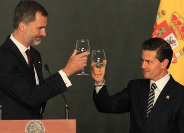 Peña ofrece cena a Reyes de España en Palacio Nacional