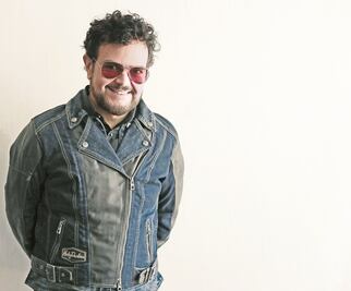 Aleks Syntek hace equipo con Alex Lora para subir juntos en cine