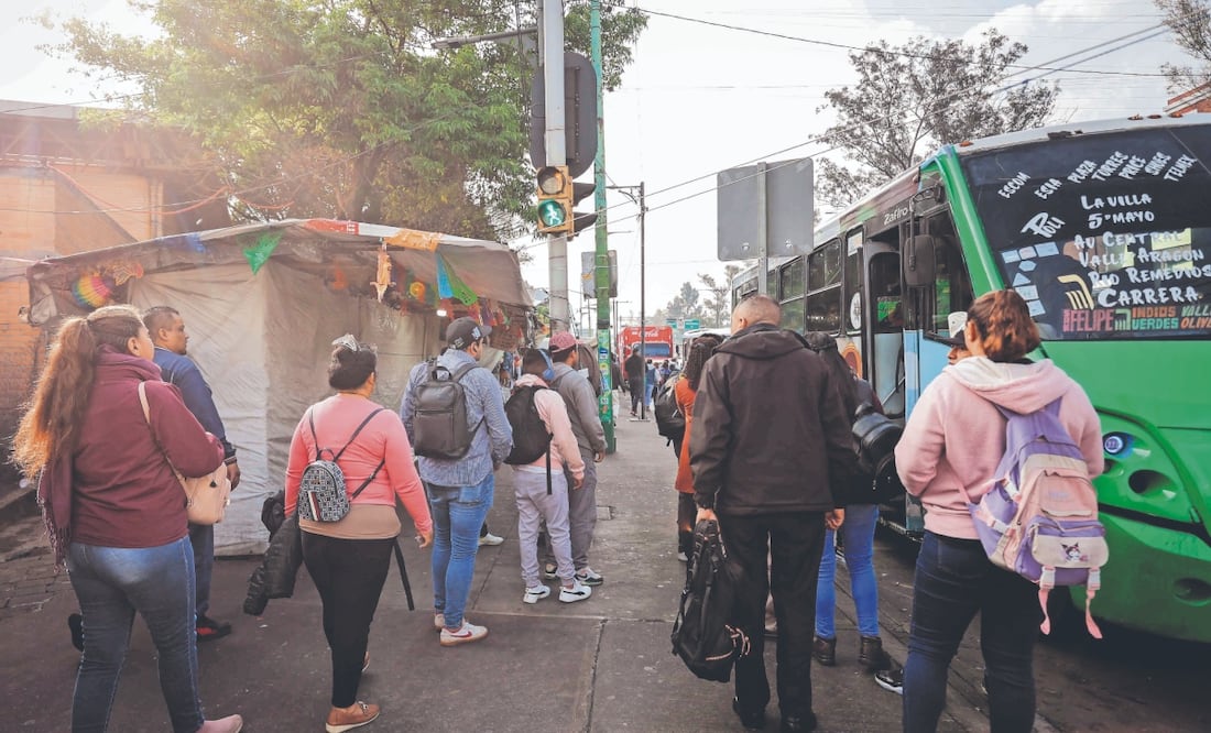 Trabajadores del Cetram Indios Verdes aseguran que ahí se cometen robos a pasajeros. Foto: de Diego Simón. El Universal
