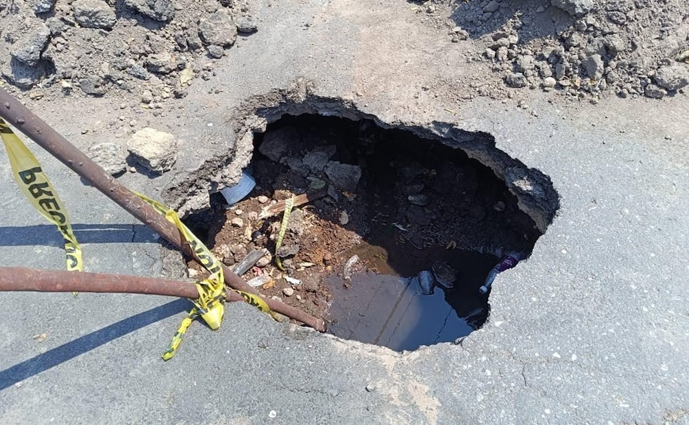 Fuga de agua en Ecatepec preocupa a vecinos. Foto: Especial