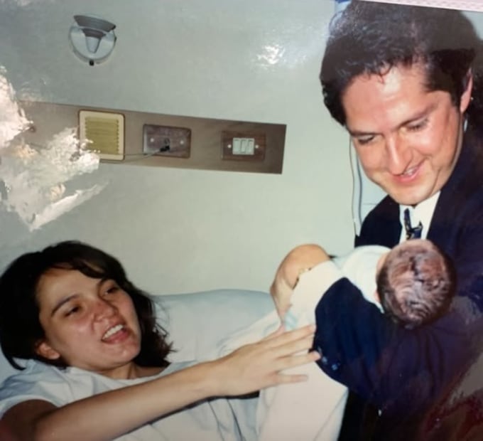 Sobrino de Edith Márquez llora la muerte de sus padres y los recuerda con esta foto. 
Foto: Instagram josecamar_