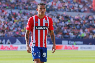 Centurión podría irse del Atlético de San Luis, al equipo de Maradona