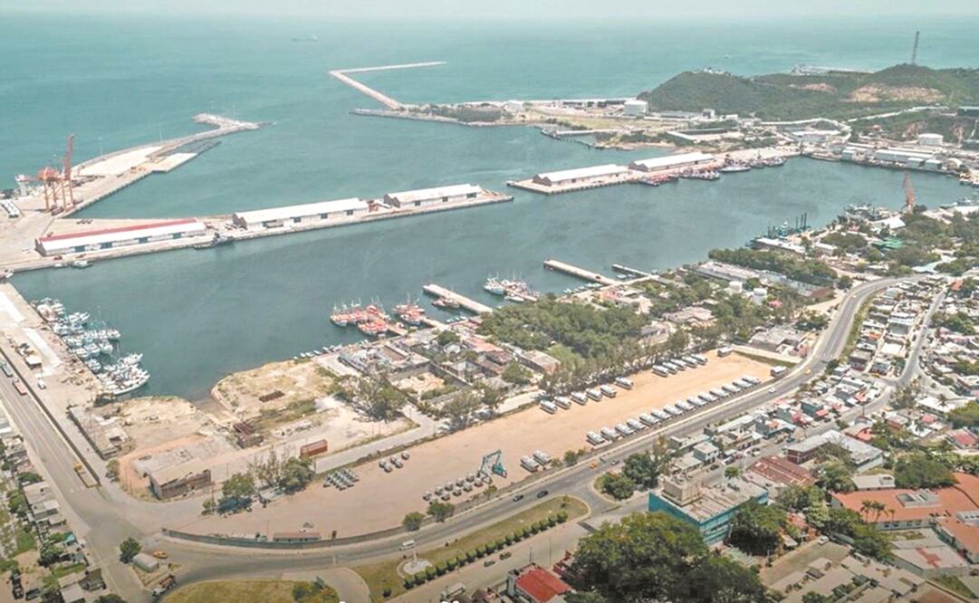 El programa para el Istmo de Tehuantepec también considera obras ferroviarias y portuarias. Foto: ARCHIVO EL UNIVERSAL