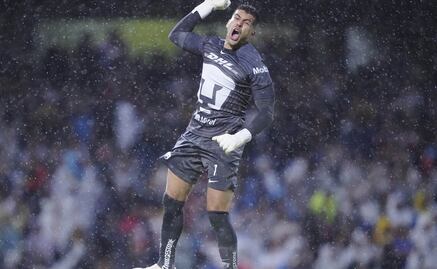 Julio González, el último mexicano en anotar con los Pumas