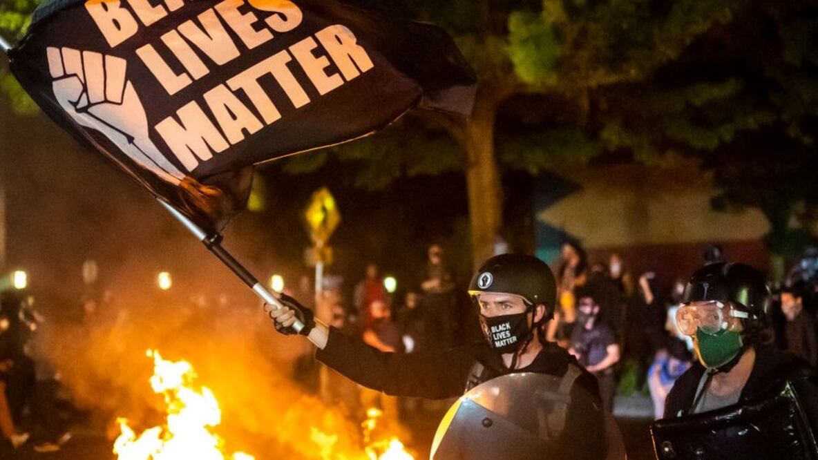 Las protestas continúan en Portland por tercer mes consecutivo (Foto: Getty Images)