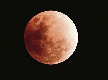 Eclipse penumbral de luna 2023: ¿a qué hora y cuándo verlo?
