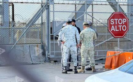 Marina cierra temporalmente la circulación del Puente Viejo en Matamoros; conductores muestran su inconformidad