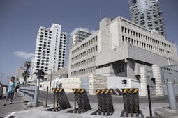 EU aconseja evacuar personal de Israel en medio de tensión con Irán; China recomienda no viajar a la República Islámica