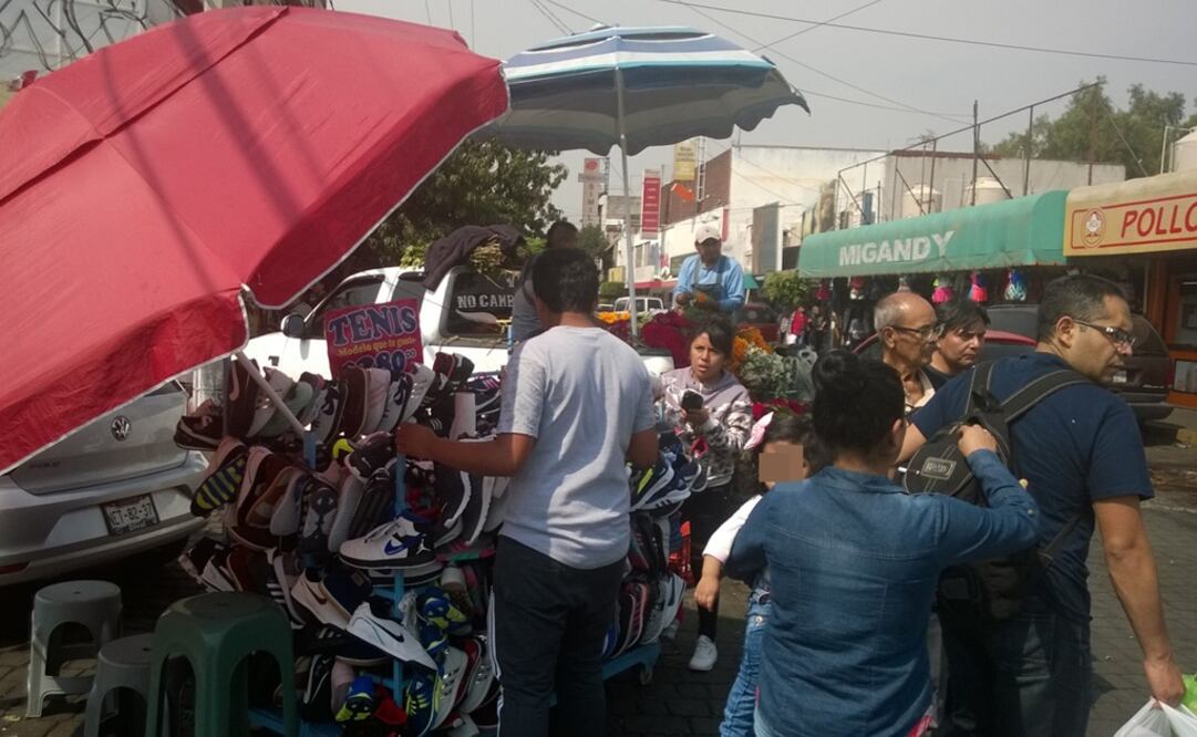 Acusan invasión de calles de Tlalnepantla por comercio informal