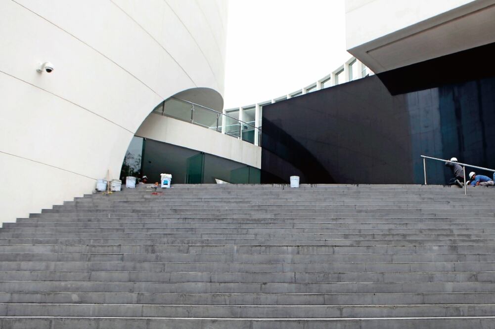 Los edificios del Senado y la Cámara de Diputados se encuentran prácticamente sin actividades debido a que los legisladores aprovecharon los días de asueto por el periodo de Semana Santa. (ARCHIVO EL UNIVERSAL)