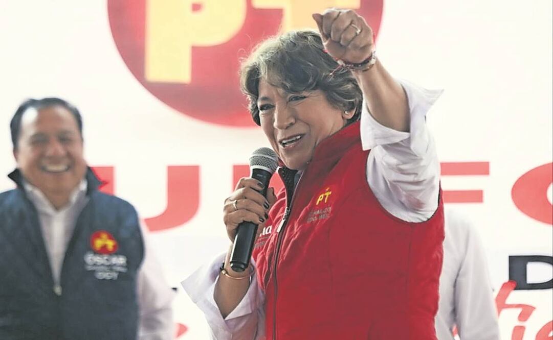 En la Plaza Cívica Benito Juárez, Delfina Gómez fue recibida por 5 mil simpatizantes de Morena y militantes del PT. Foto: Especial