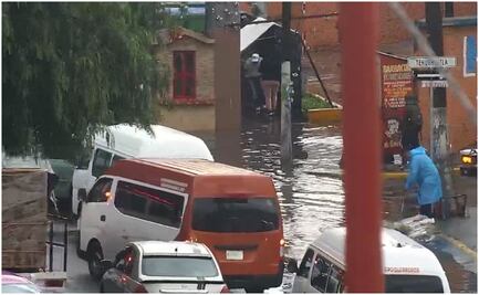 Fuertes lluvias no paran, por segundo día provocan inundaciones y problemas de circulación en Edomex