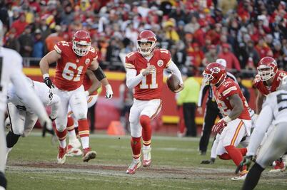 Chiefs cierra con 10 juegos ganados