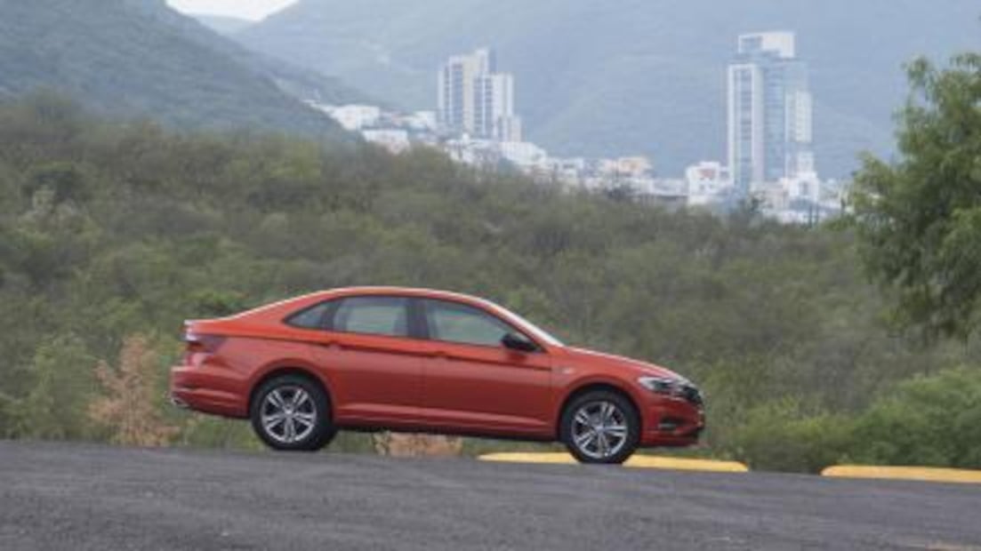 Jetta 2019 R-Line: Equilibrio europeo