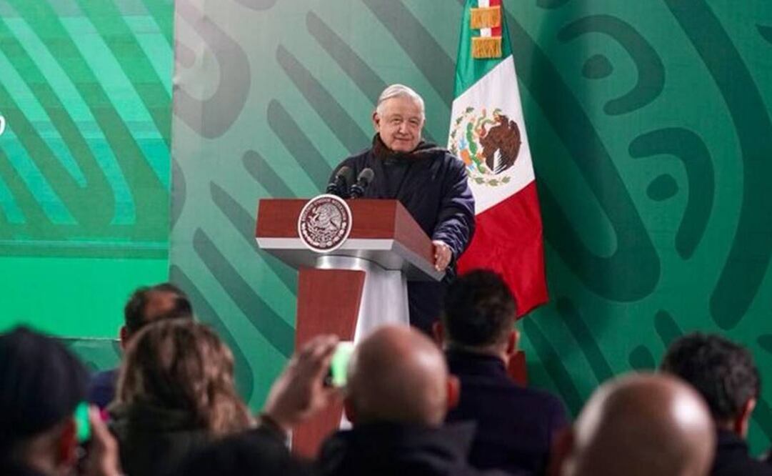 López Obrador criticó que la oposición enseña el cobre y hacer el ridículo, pero no tienen propuestas. Foto: Presidencia