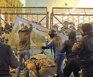 Líbano: suman 400 heridos por protestas